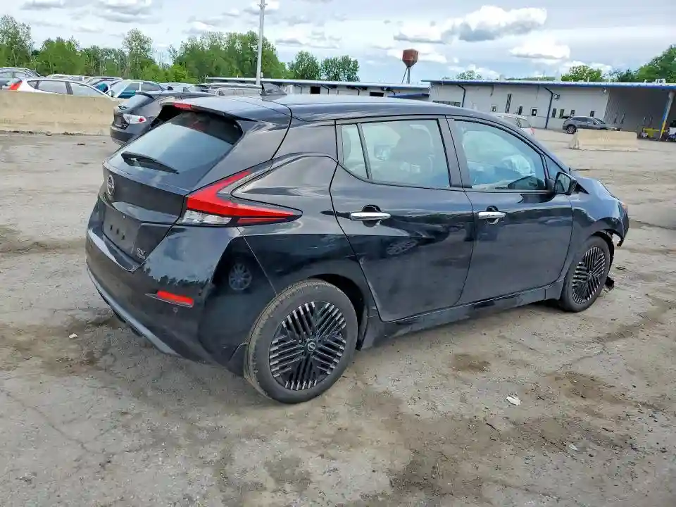 1N4CZ1CV9PC553681 2023 NISSAN LEAF-2