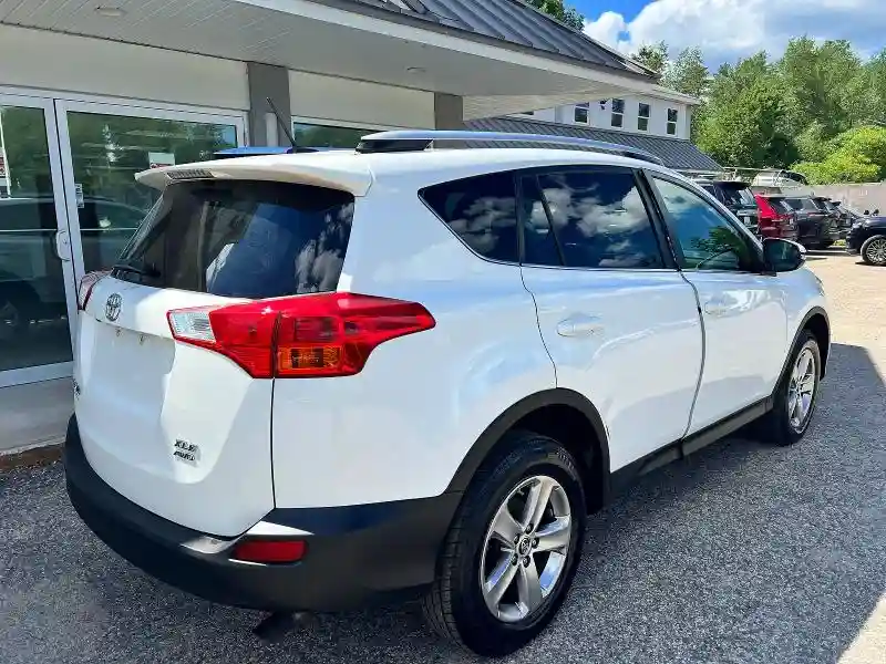 JTMRFREVXFD138077 2015 TOYOTA RAV4-3