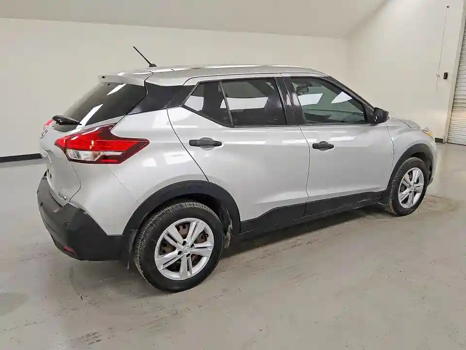 3N1CP5BVXLL527861 2020 NISSAN KICKS-2