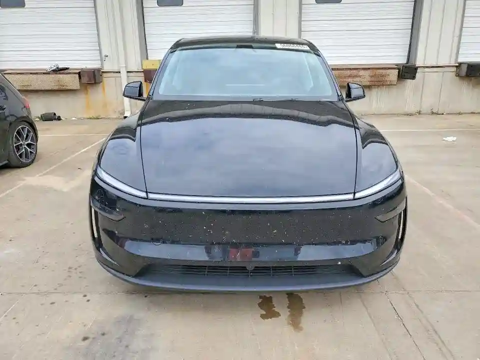 7SAYGDEE6TA488998 2026 TESLA MODEL Y-4