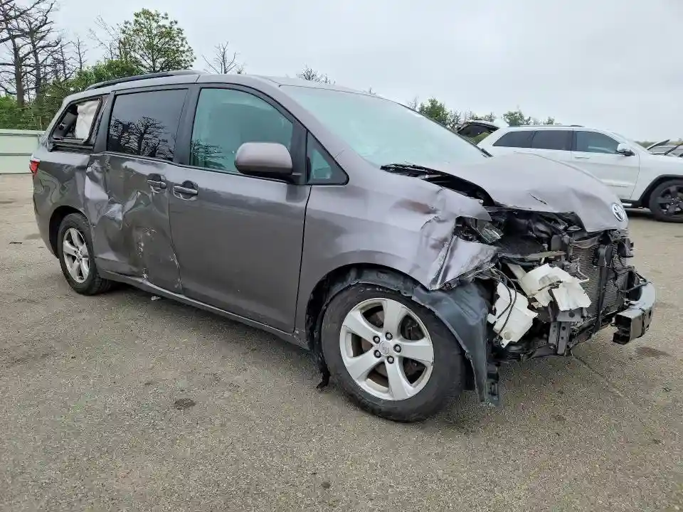 5TDKK3DC8FS647194 2015 TOYOTA SIENNA-3