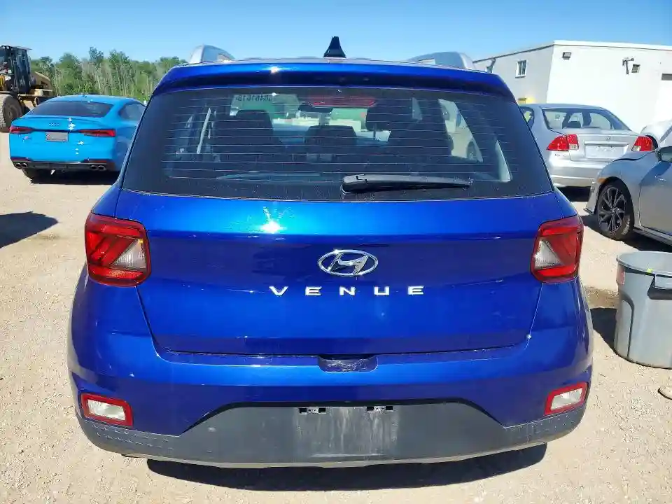 KMHRC8A32NU133778 2022 HYUNDAI VENUE-5