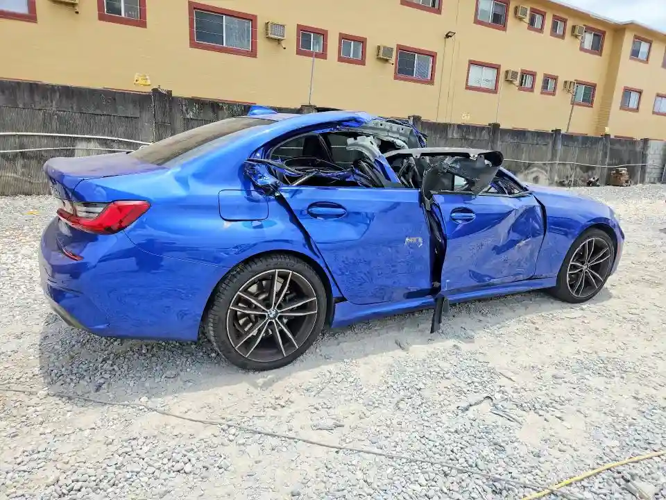 3MW5P7J01M8B77738 2021 BMW 3 SERIES-2