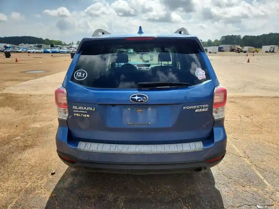 JF2SJAGC7HH564450 2017 SUBARU FORESTER-5