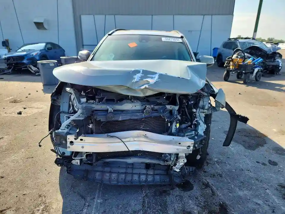 2T3C1RFV6MW135969 2021 TOYOTA RAV4-4