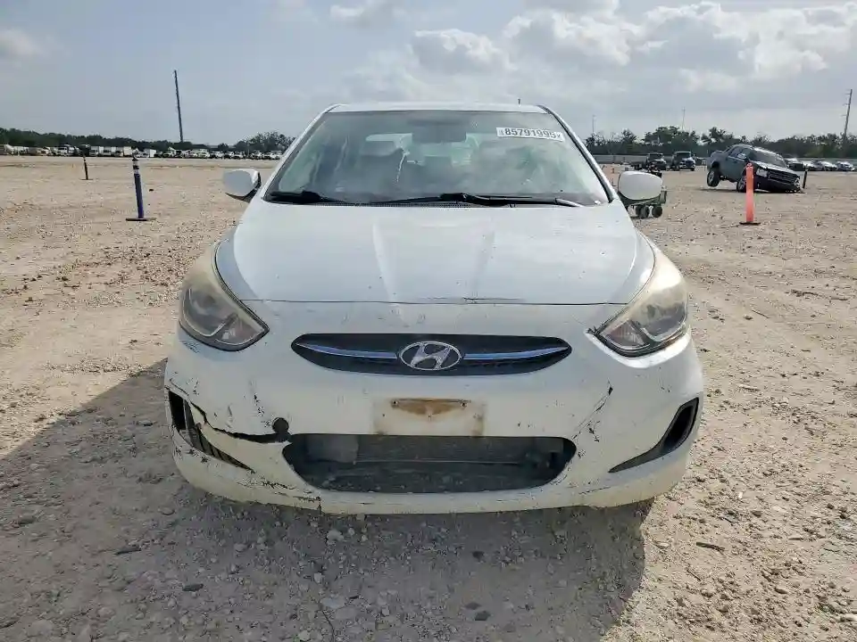 KMHCT4AE3FU817174 2015 HYUNDAI ACCENT-4