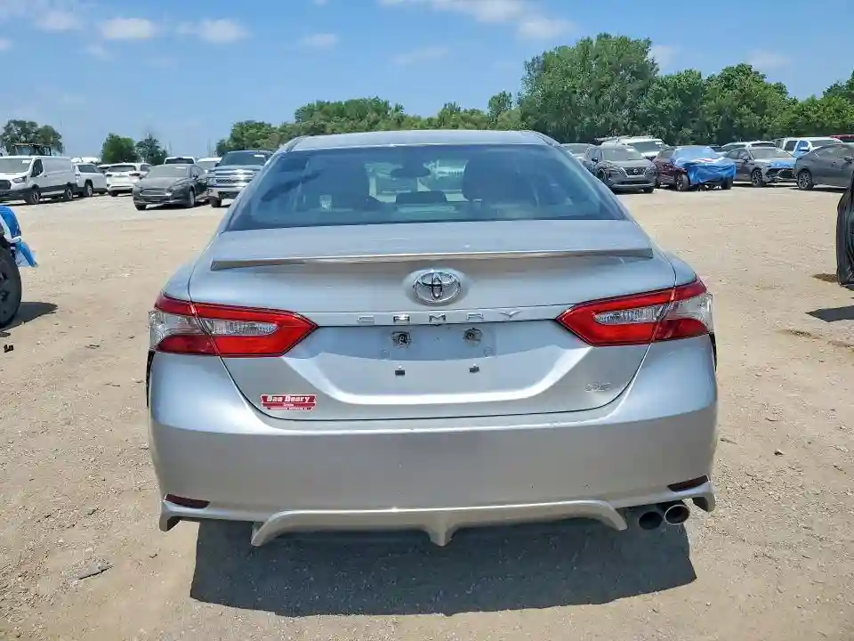 4T1B11HK3JU567357 2018 TOYOTA CAMRY-5