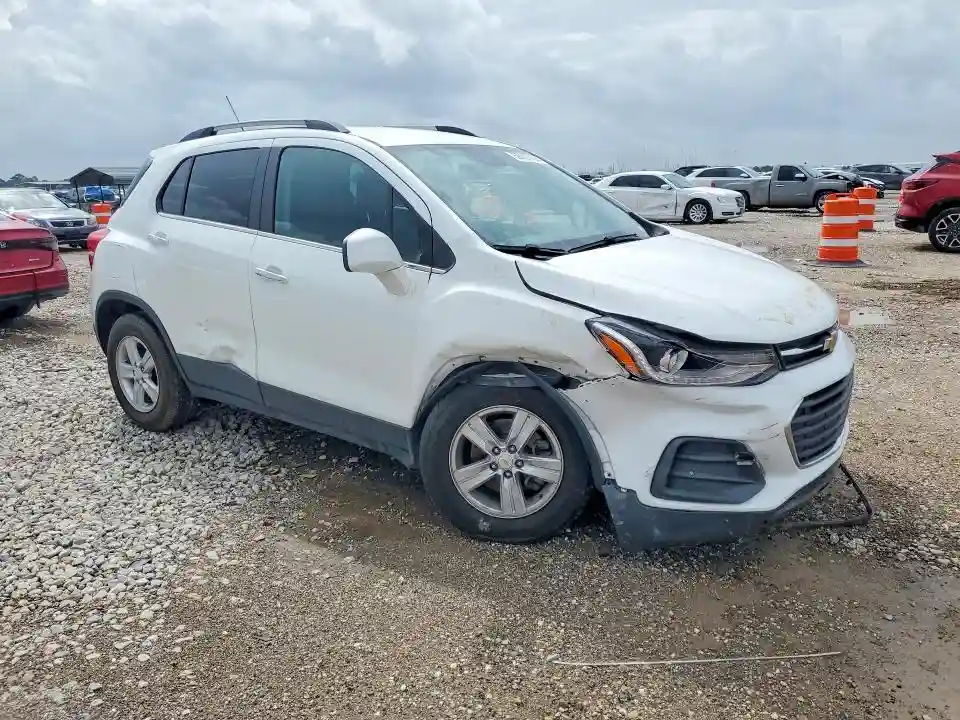 KL7CJLSB9LB001289 2020 CHEVROLET TRAX-3