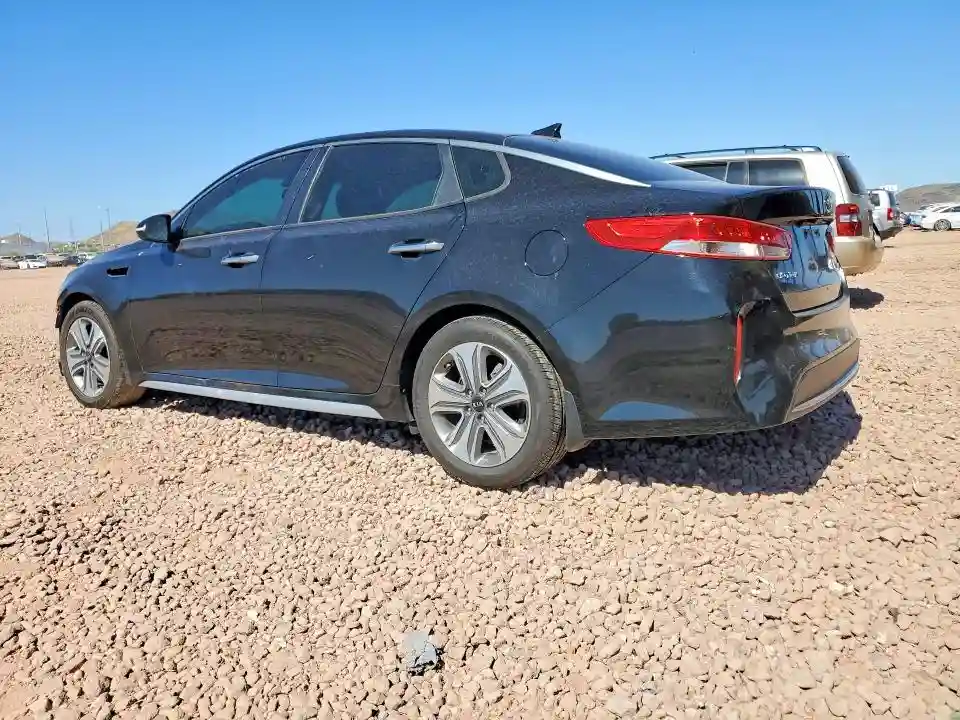 KNAGU4LE7H5017844 2017 KIA OPTIMA-1