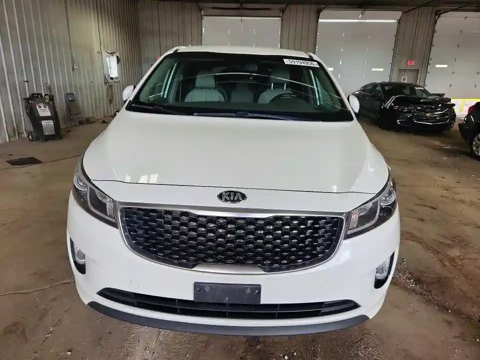 KNDMC5C11G6112579 2016 KIA SEDONA-4