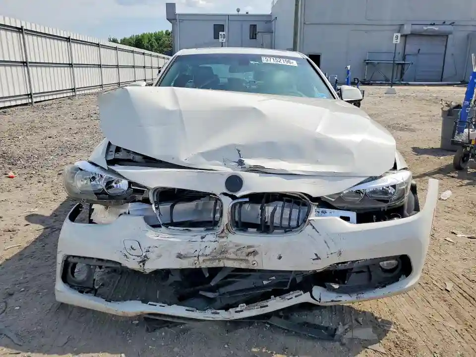WBA8E9C54GK647111 2016 BMW 3 SERIES-4