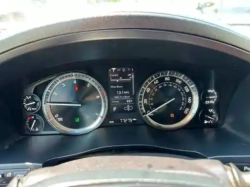 JTJHY7AX3K4292851 2019 LEXUS LX570-5