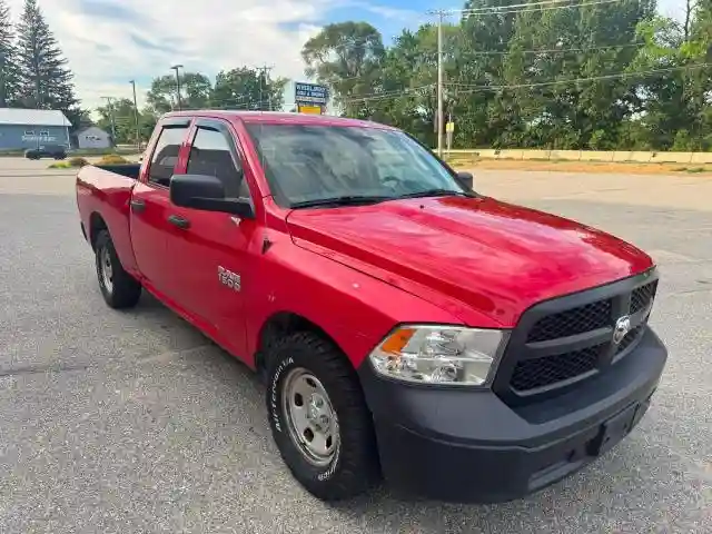 1C6RR6FG2JS272406 2018 RAM 1500-0