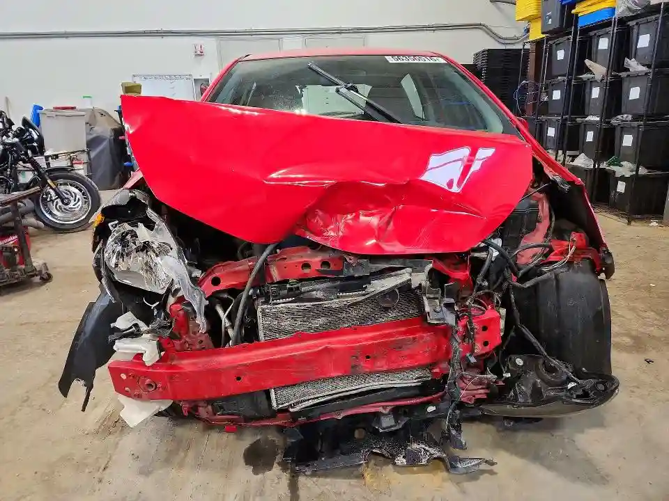 VNKKTUD39FA032239 2015 TOYOTA YARIS-4