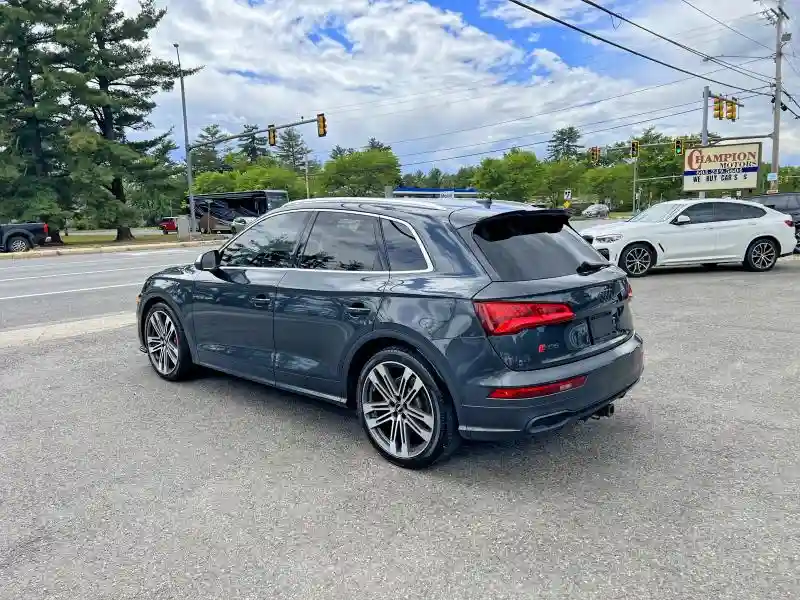 WA1C4AFY1J2024456 2018 AUDI SQ5-2