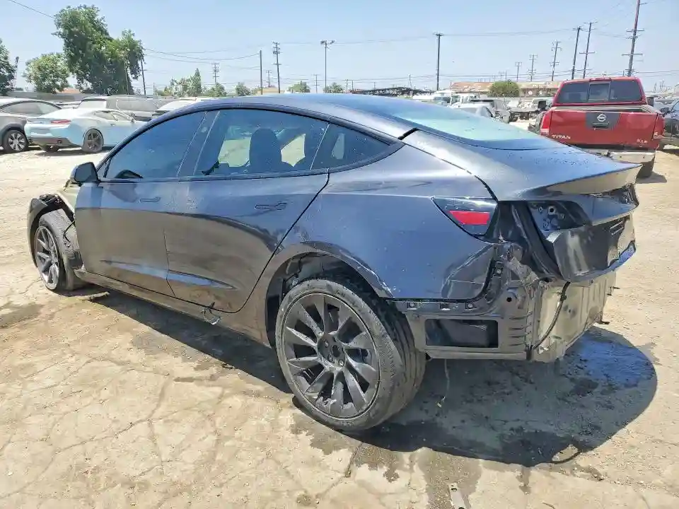 5YJ3E1EB0RF812475 2024 TESLA MODEL 3-1
