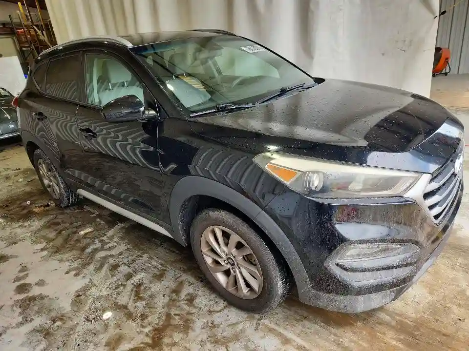 KM8J33A49JU607986 2018 HYUNDAI TUCSON-3