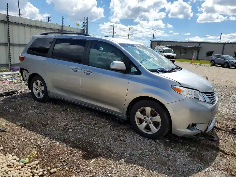 5TDKK3DC8GS745367 2016 TOYOTA SIENNA-3