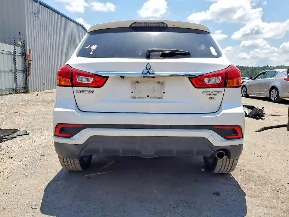 JA4AP4AW3JZ001550 2018 MITSUBISHI OUTLANDER-5
