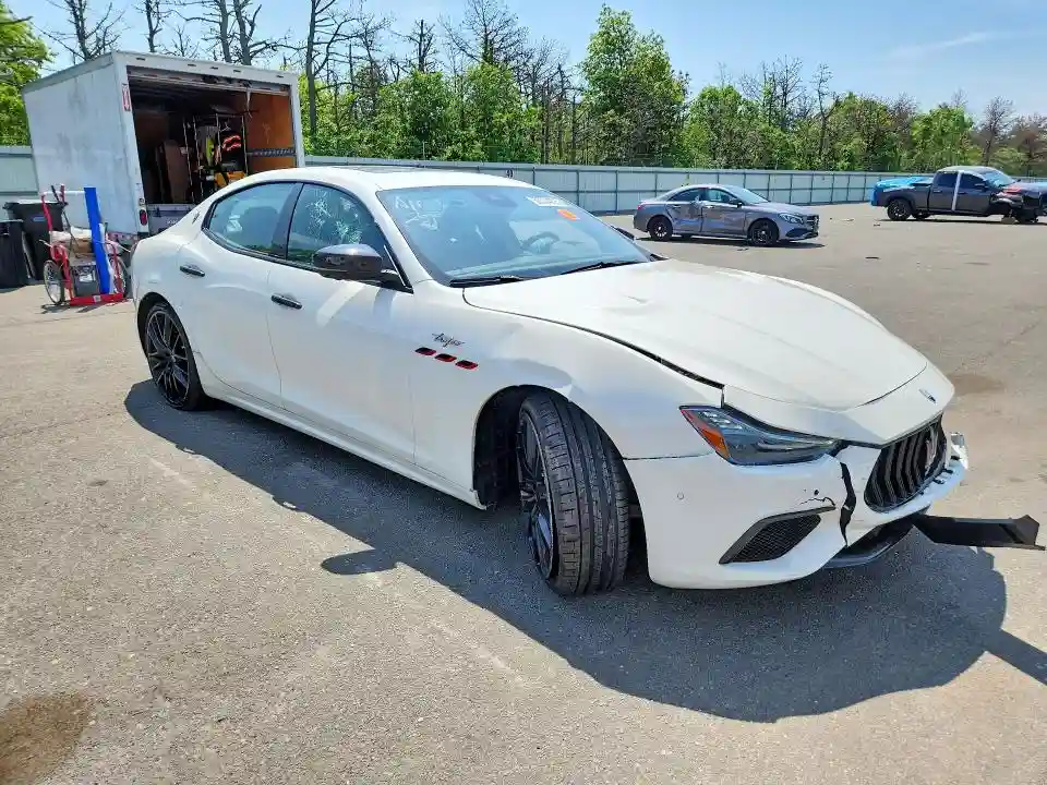 ZAM57ZST8PX433592 2023 MASERATI GHIBLI TRO-3
