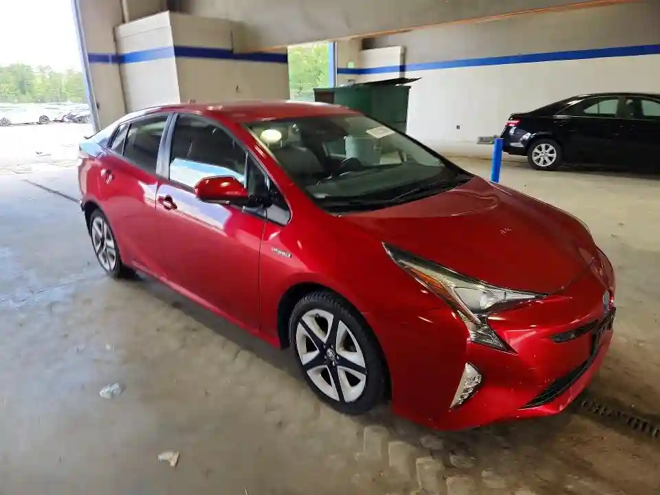 JTDKARFU6J3547603 2018 TOYOTA PRIUS THRE-3
