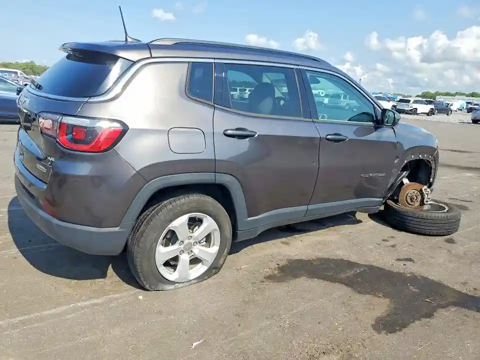 3C4NJDBB5LT238281 2020 JEEP COMPASS-2