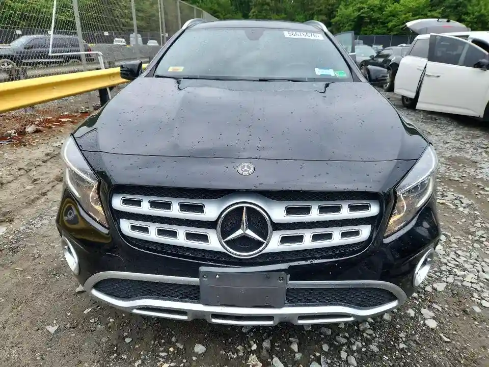 WDCTG4EB2JJ458476 2018 MERCEDES-BENZ GLA-CLASS-4
