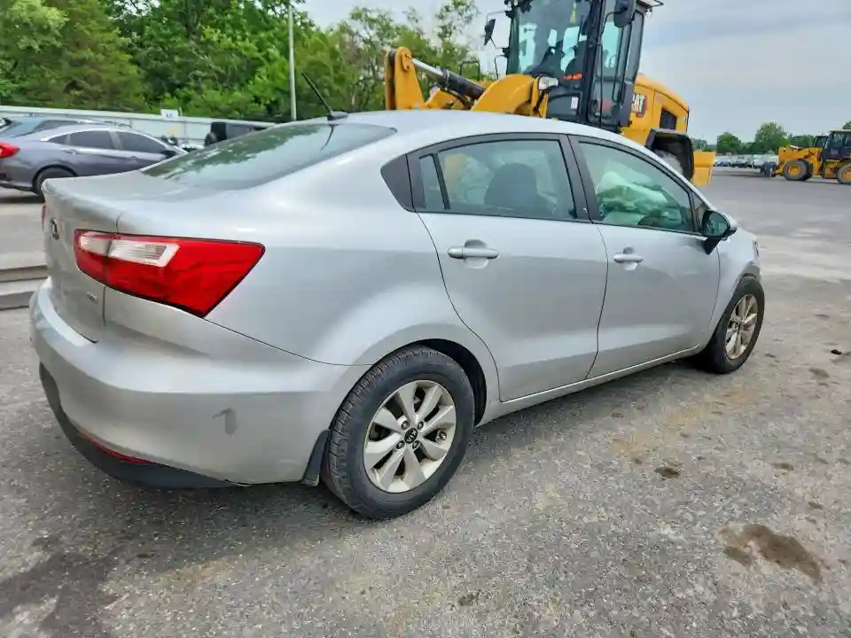KNADM4A35H6062389 2017 KIA RIO-2