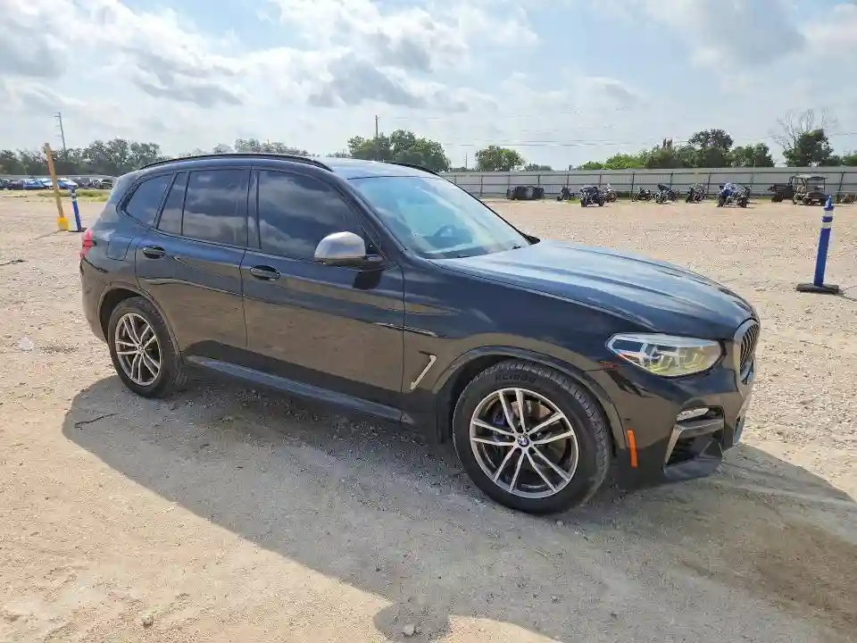 5UXTS3C56J0Y99026 2018 BMW X3-3