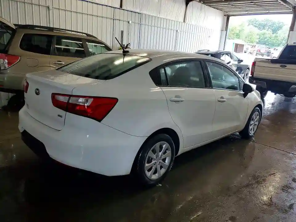 KNADM4A38G6542098 2016 KIA RIO-2