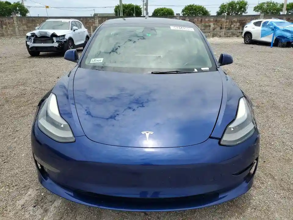 5YJ3E1EA6PF449569 2023 TESLA MODEL 3-4