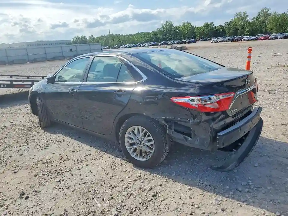 4T1BF1FK6HU771763 2017 TOYOTA CAMRY-1