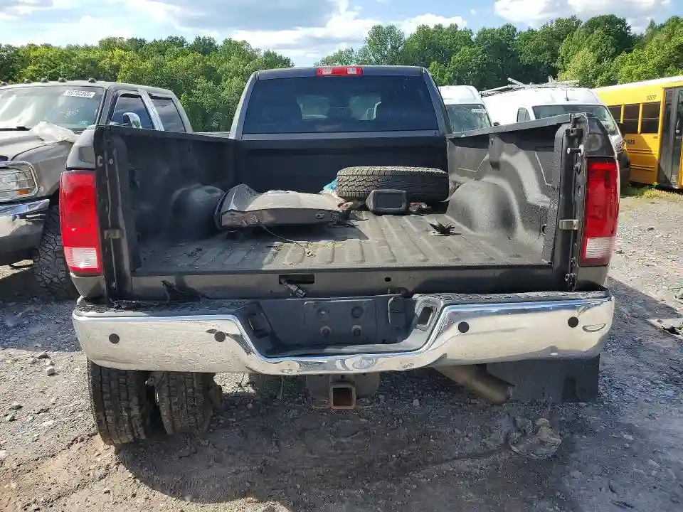 3C63RRGL4HG723467 2017 RAM 3500-5