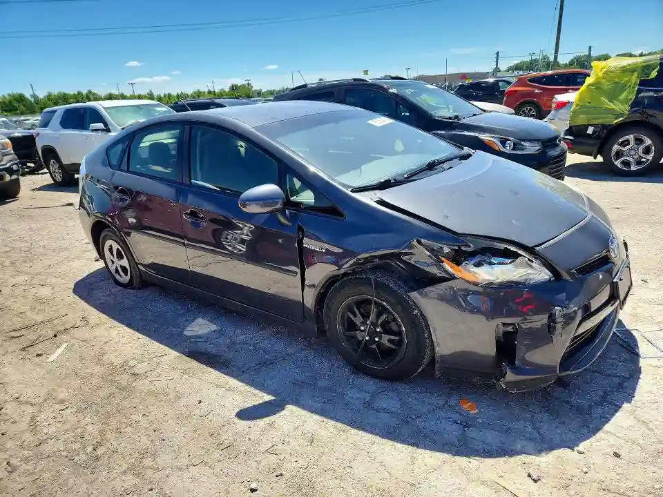 JTDKN3DU5F0433864 2015 TOYOTA PRIUS-3