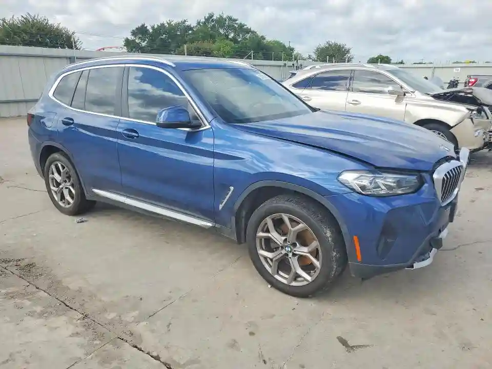 WBX47DP08PN218858 2023 BMW X3-3
