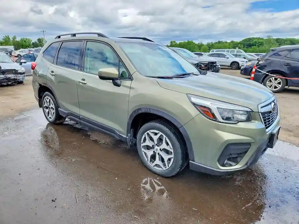 JF2SKAJCXMH576320 2021 SUBARU FORESTER-3