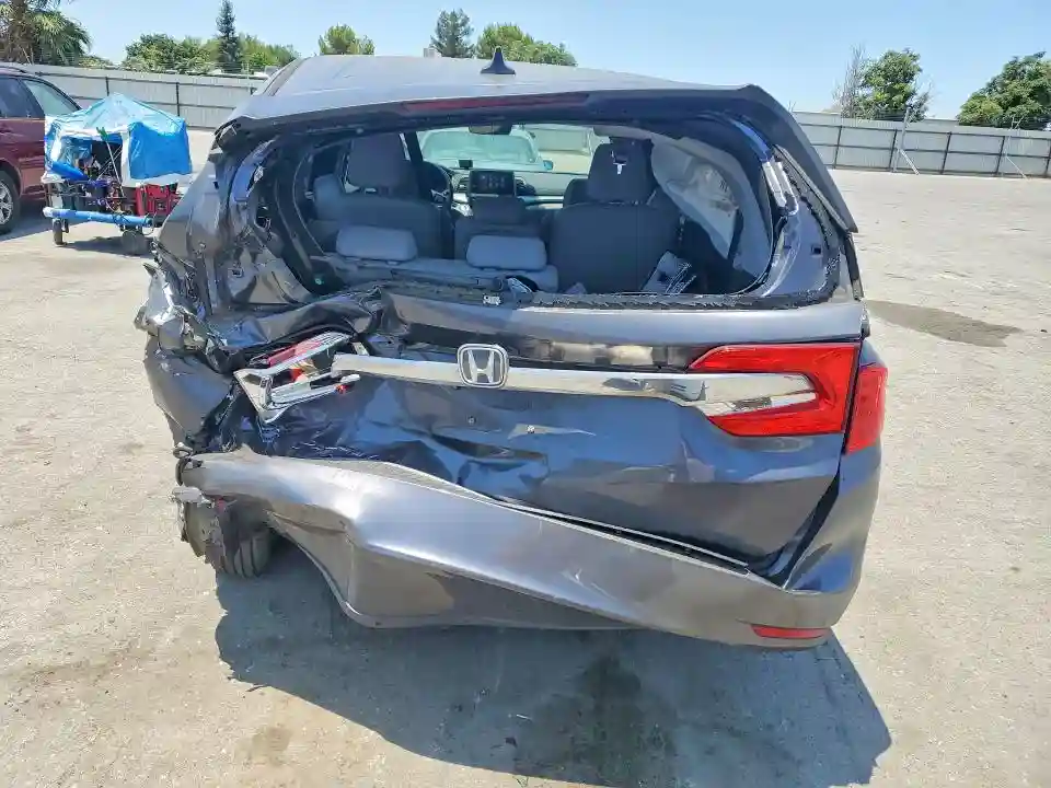 5FNRL6H7XJB053407 2018 HONDA ODYSSEY-5