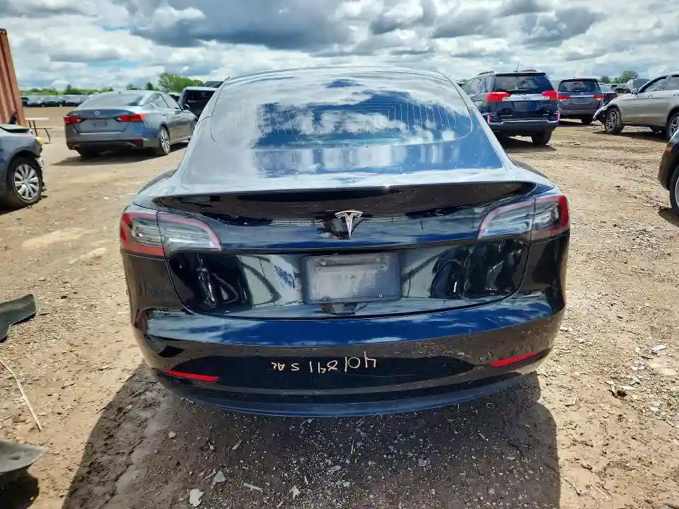 5YJ3E1EA8KF401841 2019 TESLA MODEL 3-5