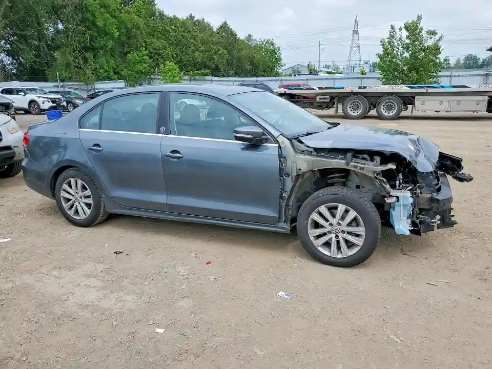 3VWDB7AJ0HM211569 2017 VOLKSWAGEN JETTA-3