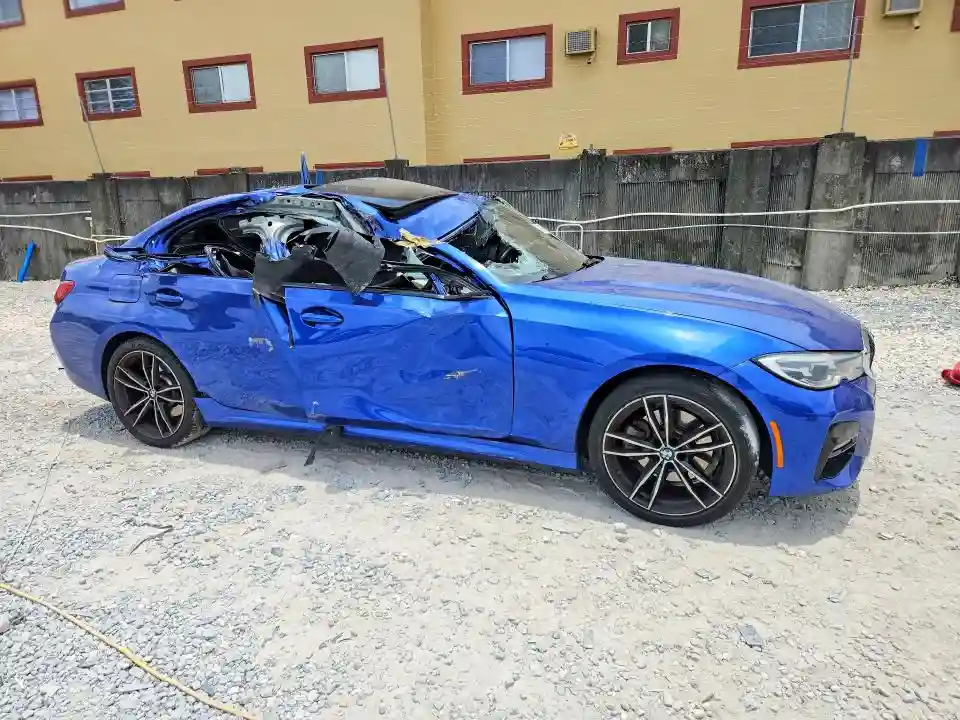 3MW5P7J01M8B77738 2021 BMW 3 SERIES-3