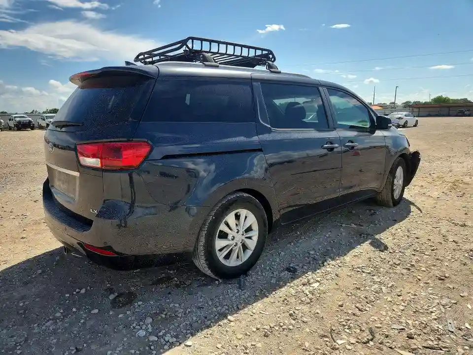 KNDMB5C10H6283814 2017 KIA SEDONA-2