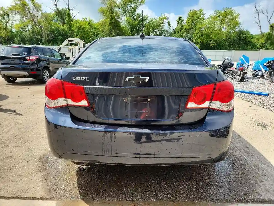 1G1PE5SB4G7172828 2016 CHEVROLET CRUZE-5