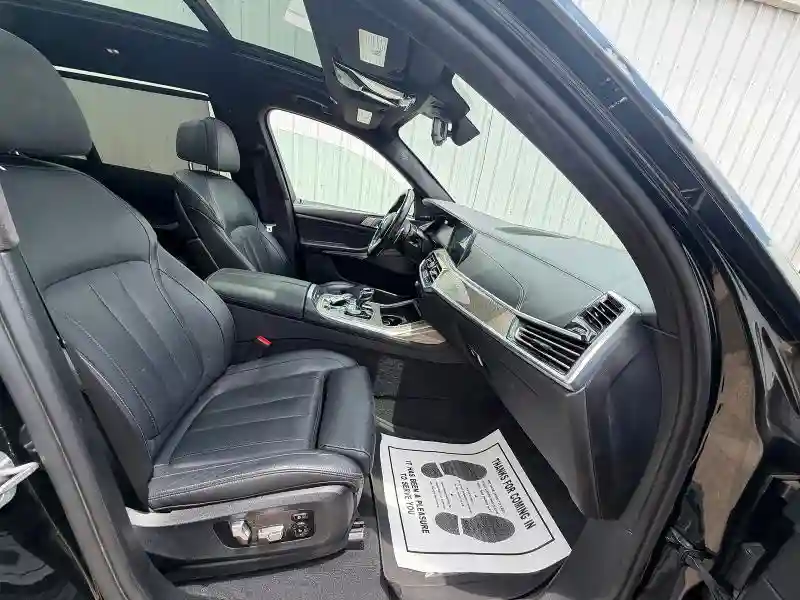 5UXCX6C08N9J82409 2022 BMW X7-4