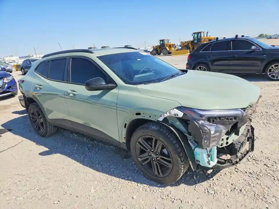 KL77LKEPXSC118255 2025 CHEVROLET TRAX ACTIV-3