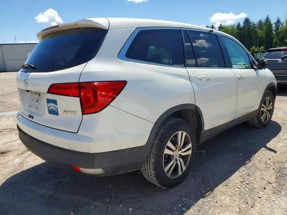 5FNYF6H56HB024028 2017 HONDA PILOT-2
