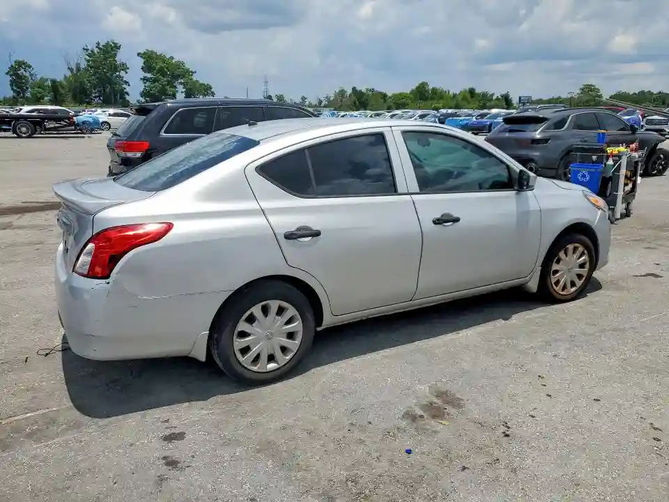 3N1CN7APXJL824887 2018 NISSAN VERSA S PL-2