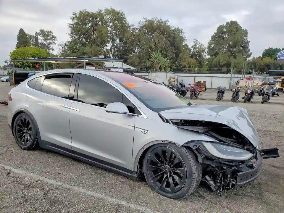 5YJXCAE28GF020966 2016 TESLA MODEL X-3
