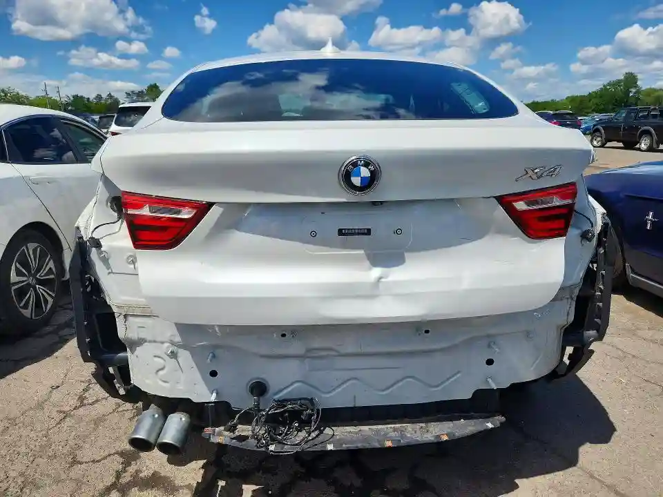 5UXXW3C5XJ0Z59850 2018 BMW X4-5