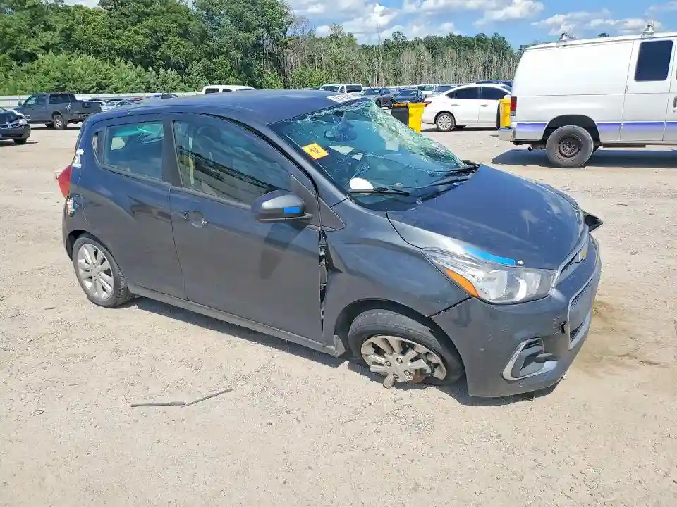 KL8CD6SA0HC784757 2017 CHEVROLET SPARK-3