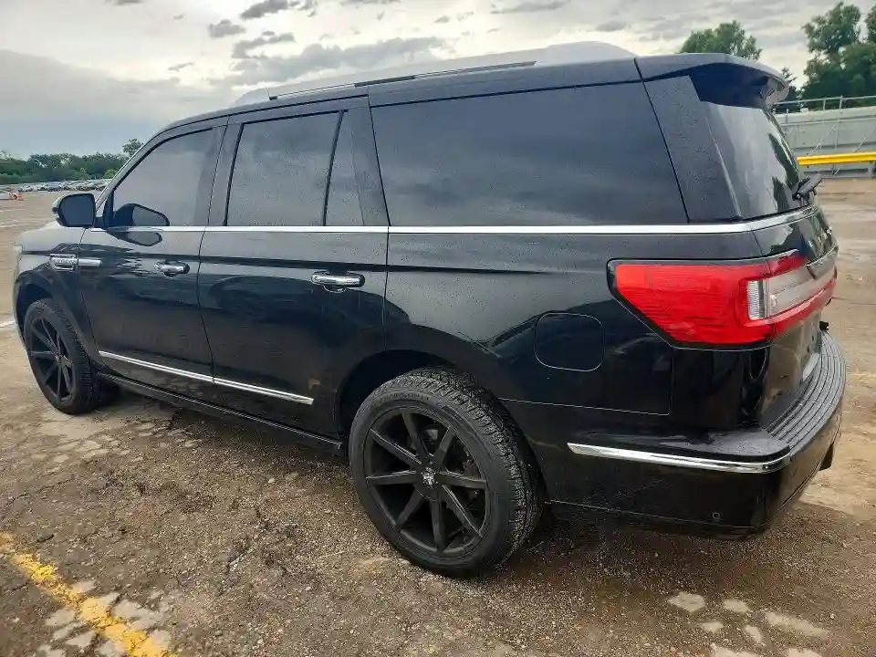 5LMJJ2LT9JEL07330 2018 LINCOLN NAVIGATOR-1